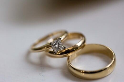 Elegant wedding bands